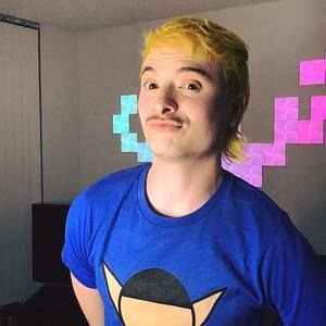 Meet your Posher, Caleb